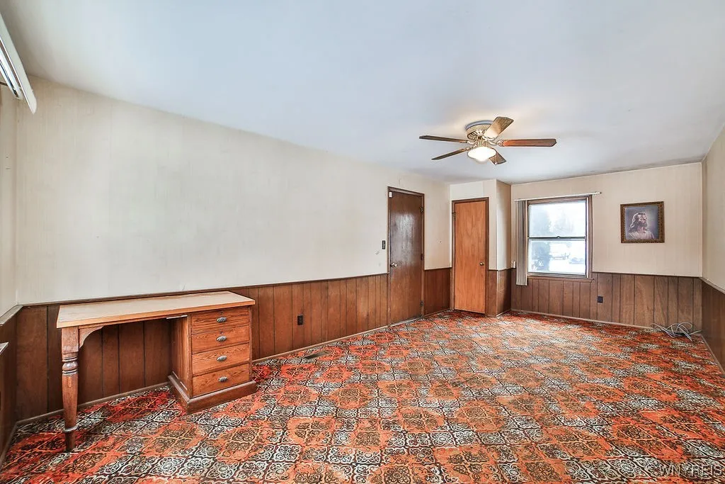 21 Half Moon Court, North Tonawanda, New York 1412, North Tonawanda, New York 14120, 4 Bedrooms Bedrooms, 10 Rooms Rooms,1 BathroomBathrooms,Residential,Closed,21 Half Moon Court, North Tonawanda, New York 1412,0,B1587543