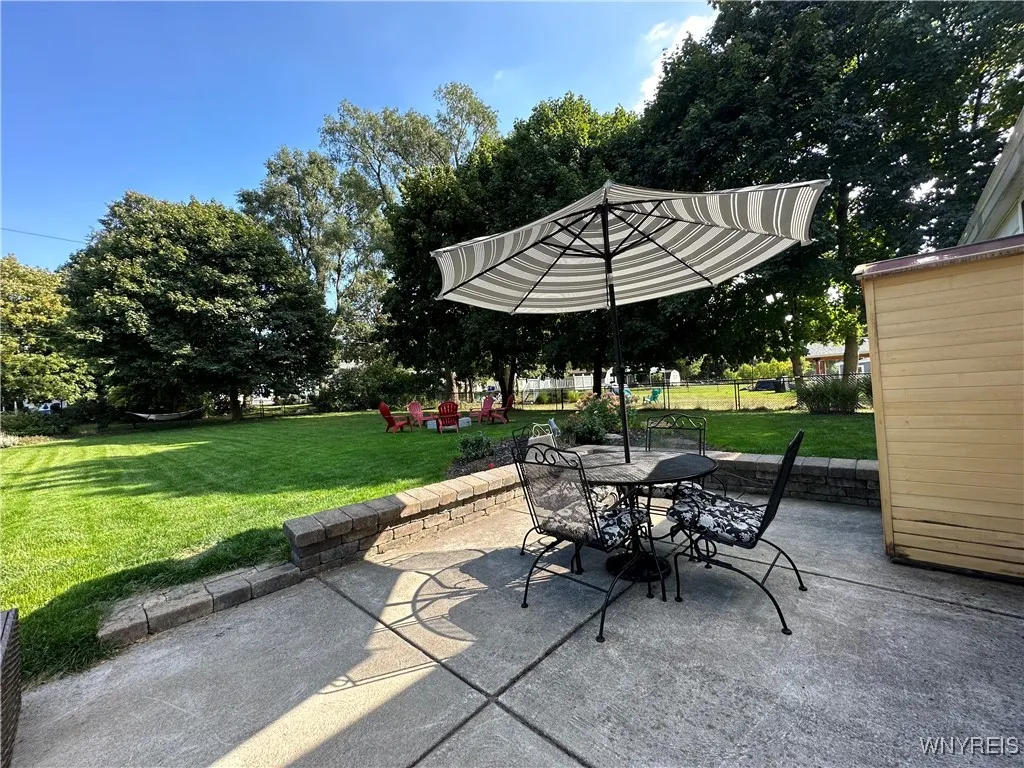 4331 Cameron Drive, Clarence, New York 14221, Clarence, New York 14221, 3 Bedrooms Bedrooms, 6 Rooms Rooms,1 BathroomBathrooms,Residential,Closed,4331 Cameron Drive, Clarence, New York 14221,0,B1587662