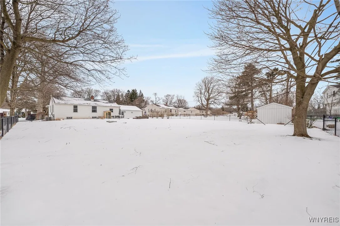 4331 Cameron Drive, Clarence, New York 14221, Clarence, New York 14221, 3 Bedrooms Bedrooms, 6 Rooms Rooms,1 BathroomBathrooms,Residential,Closed,4331 Cameron Drive, Clarence, New York 14221,0,B1587662
