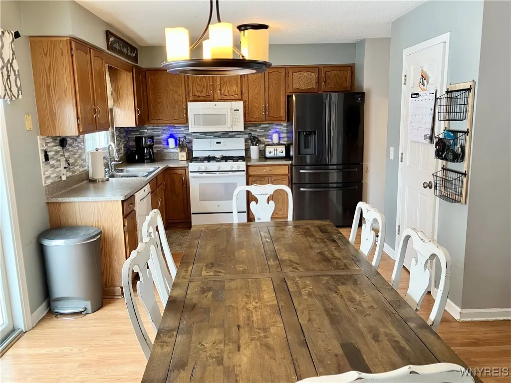 Living/gret room connects to eating are and kitchen