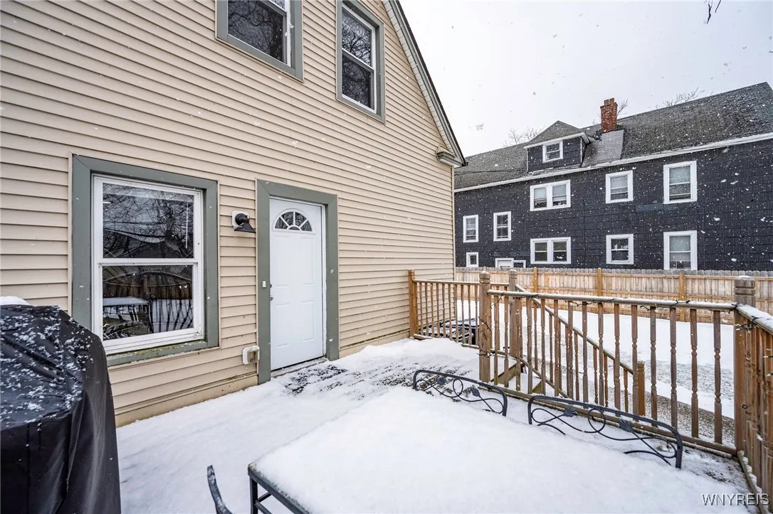 195 Merrimac Street, Buffalo, New York 14214, Buffalo, New York 14214, 4 Bedrooms Bedrooms, 8 Rooms Rooms,2 BathroomsBathrooms,Residential,Closed,195 Merrimac Street, Buffalo, New York 14214,0,B1588028