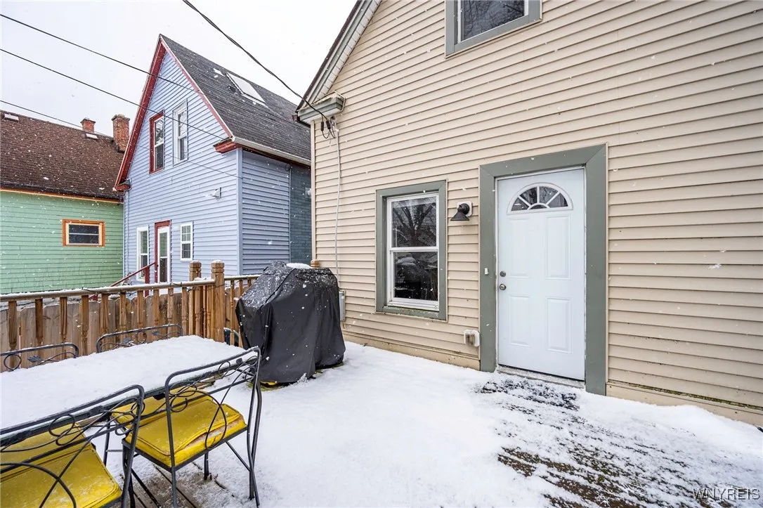 195 Merrimac Street, Buffalo, New York 14214, Buffalo, New York 14214, 4 Bedrooms Bedrooms, 8 Rooms Rooms,2 BathroomsBathrooms,Residential,Closed,195 Merrimac Street, Buffalo, New York 14214,0,B1588028