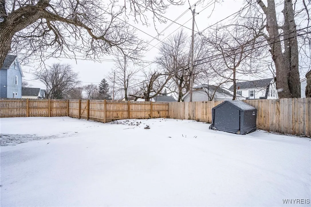 195 Merrimac Street, Buffalo, New York 14214, Buffalo, New York 14214, 4 Bedrooms Bedrooms, 8 Rooms Rooms,2 BathroomsBathrooms,Residential,Closed,195 Merrimac Street, Buffalo, New York 14214,0,B1588028