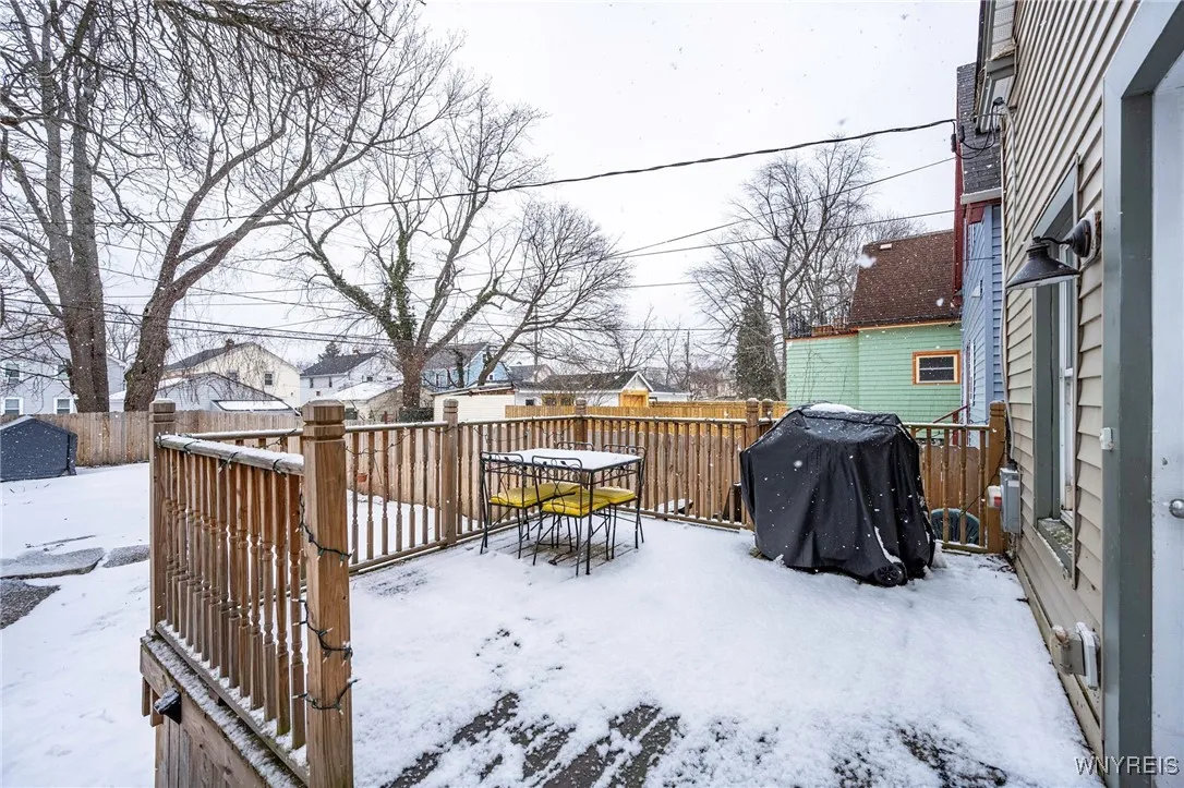 195 Merrimac Street, Buffalo, New York 14214, Buffalo, New York 14214, 4 Bedrooms Bedrooms, 8 Rooms Rooms,2 BathroomsBathrooms,Residential,Closed,195 Merrimac Street, Buffalo, New York 14214,0,B1588028