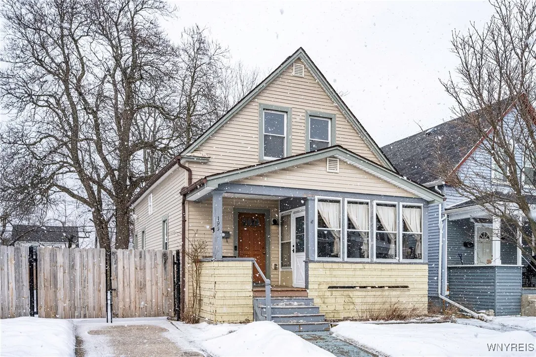 195 Merrimac Street, Buffalo, New York 14214, Buffalo, New York 14214, 4 Bedrooms Bedrooms, 8 Rooms Rooms,2 BathroomsBathrooms,Residential,Closed,195 Merrimac Street, Buffalo, New York 14214,0,B1588028