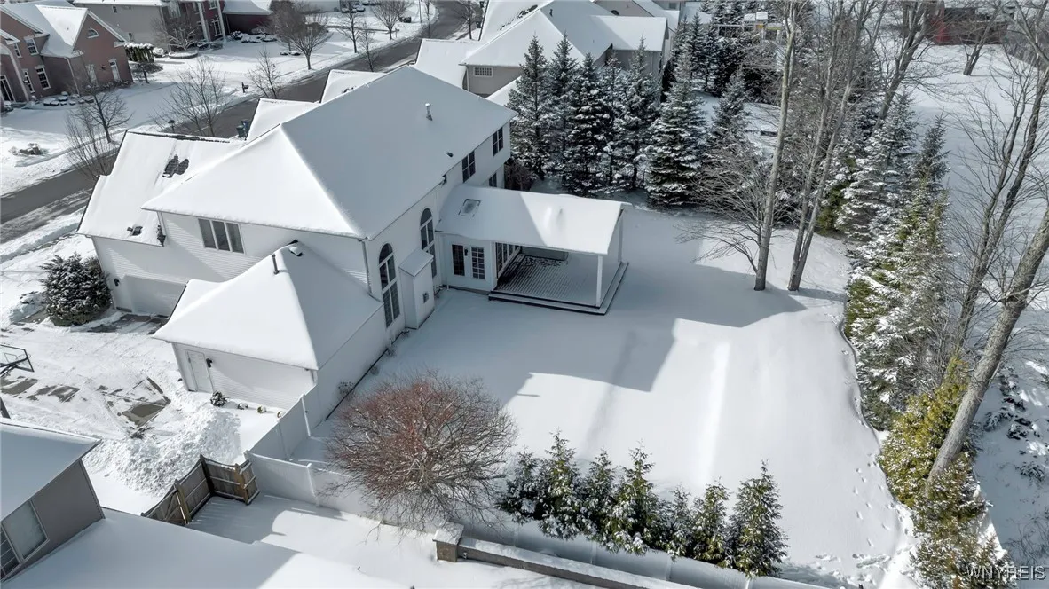 165 Via Foresta Lane, Amherst, New York 14221, Amherst, New York 14221, 4 Bedrooms Bedrooms, 9 Rooms Rooms,3 BathroomsBathrooms,Residential,Closed,165 Via Foresta Lane, Amherst, New York 14221,0,B1588039