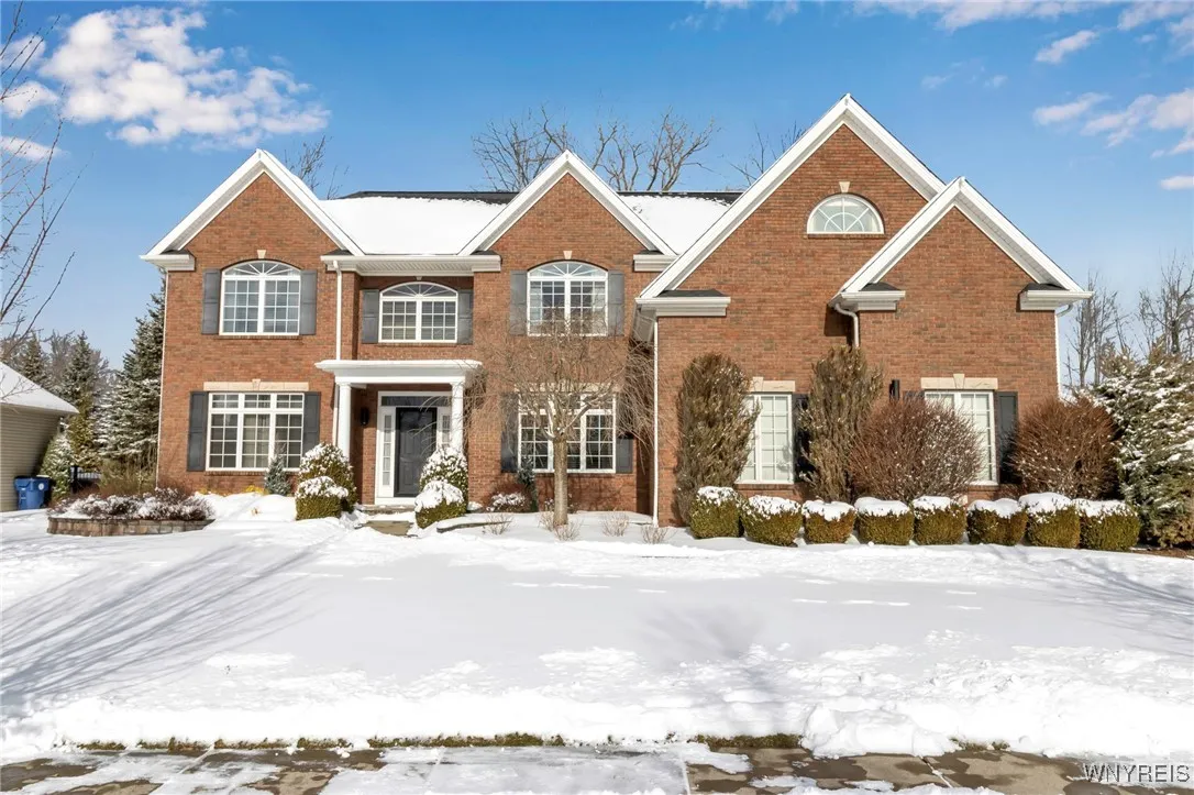 165 Via Foresta Lane, Amherst, New York 14221, Amherst, New York 14221, 4 Bedrooms Bedrooms, 9 Rooms Rooms,3 BathroomsBathrooms,Residential,Closed,165 Via Foresta Lane, Amherst, New York 14221,0,B1588039