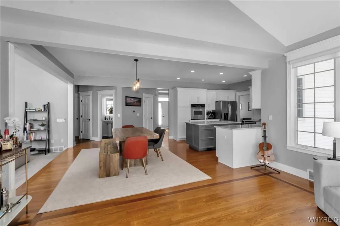 165 Via Foresta Lane, Amherst, New York 14221, Amherst, New York 14221, 4 Bedrooms Bedrooms, 9 Rooms Rooms,3 BathroomsBathrooms,Residential,Closed,165 Via Foresta Lane, Amherst, New York 14221,0,B1588039