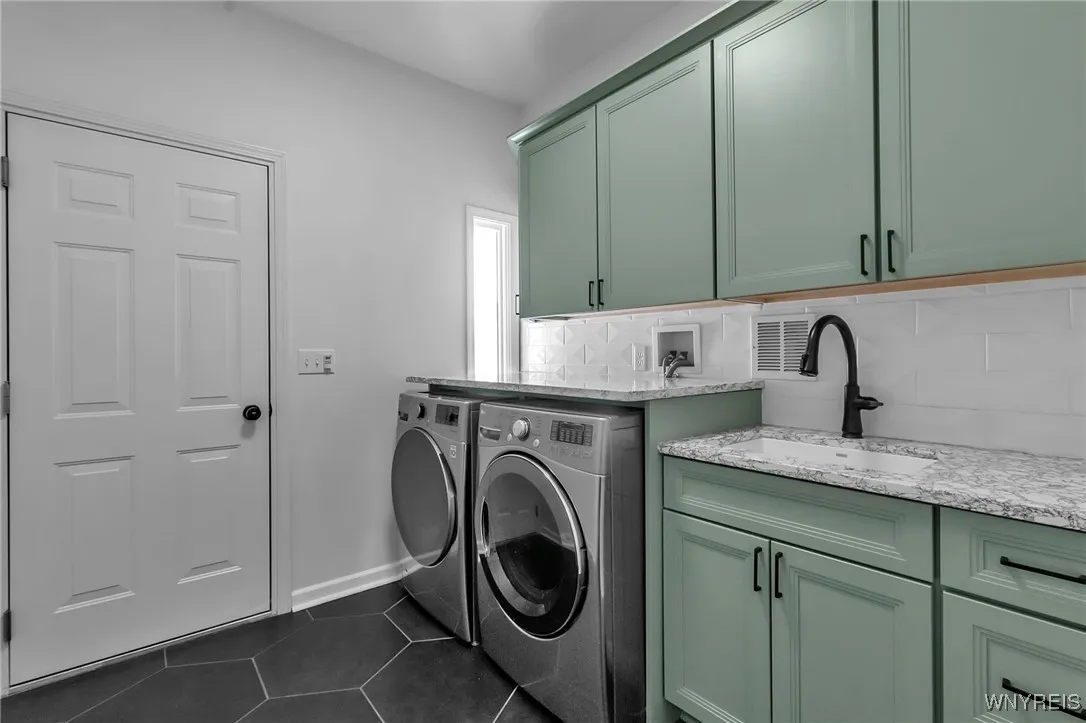 1st floor laundry