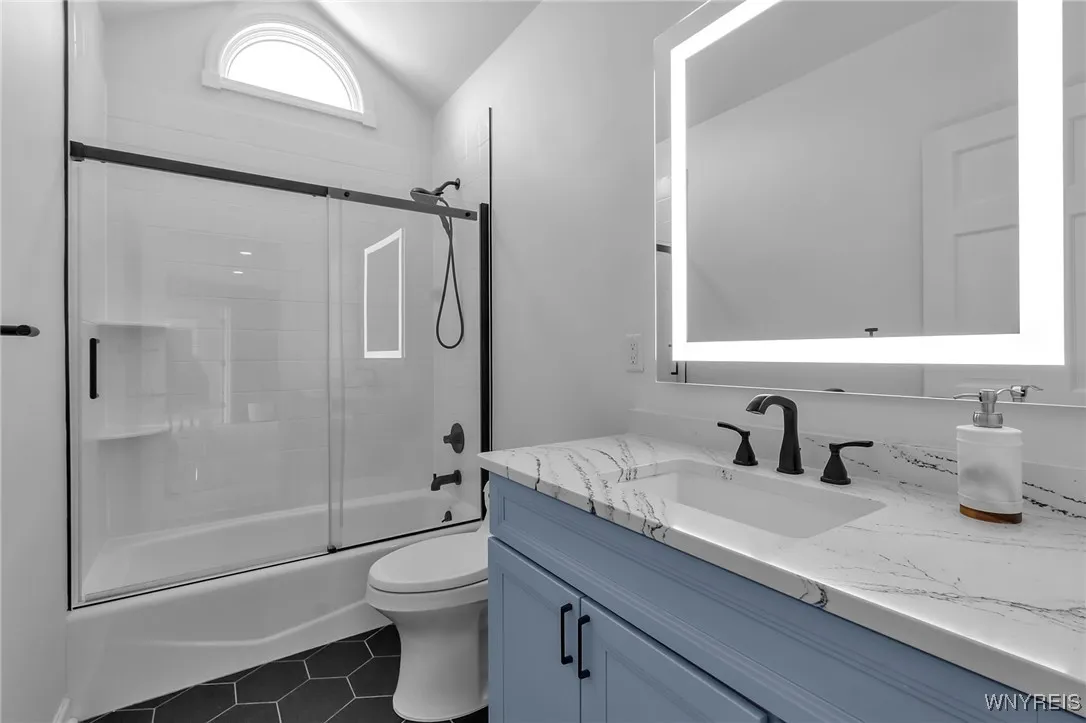 Hallway bath