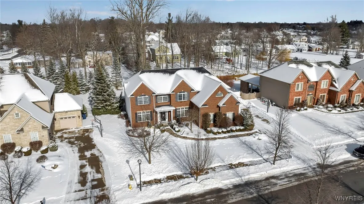 165 Via Foresta Lane, Amherst, New York 14221, Amherst, New York 14221, 4 Bedrooms Bedrooms, 9 Rooms Rooms,3 BathroomsBathrooms,Residential,Closed,165 Via Foresta Lane, Amherst, New York 14221,0,B1588039