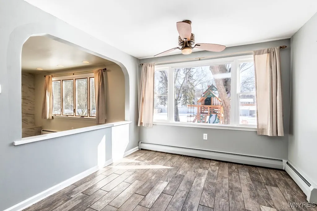 3515 Calvano Drive, Grand Island, New York 14072, Grand Island, New York 14072, 4 Bedrooms Bedrooms, 12 Rooms Rooms,2 BathroomsBathrooms,Residential,Closed,3515 Calvano Drive, Grand Island, New York 14072,0,B1588021