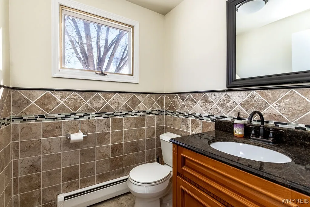 3515 Calvano Drive, Grand Island, New York 14072, Grand Island, New York 14072, 4 Bedrooms Bedrooms, 12 Rooms Rooms,2 BathroomsBathrooms,Residential,Closed,3515 Calvano Drive, Grand Island, New York 14072,0,B1588021