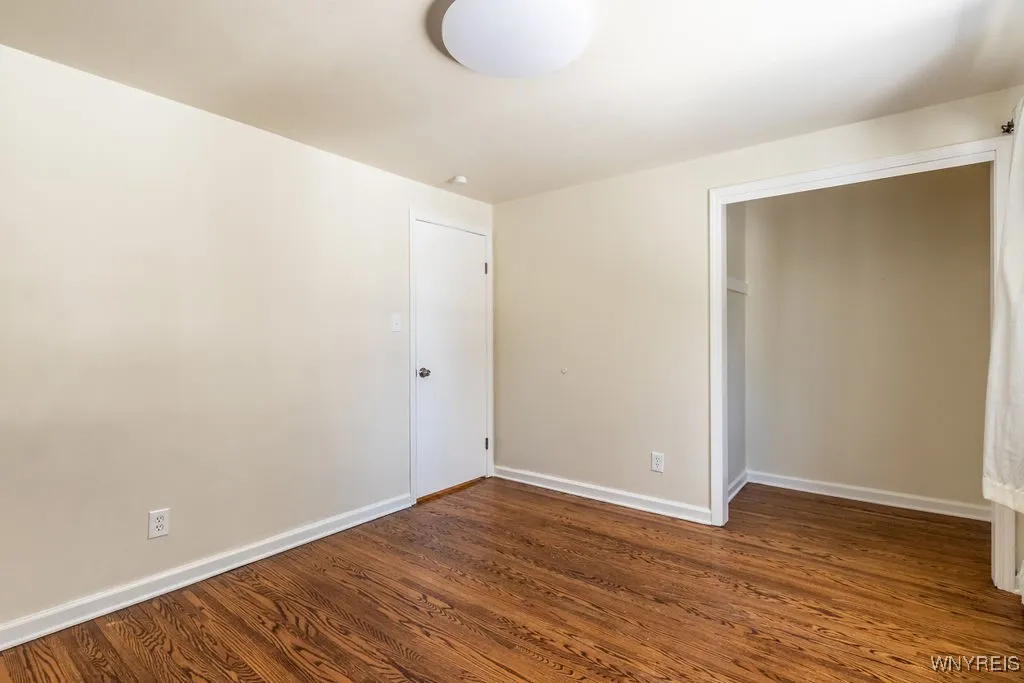 3515 Calvano Drive, Grand Island, New York 14072, Grand Island, New York 14072, 4 Bedrooms Bedrooms, 12 Rooms Rooms,2 BathroomsBathrooms,Residential,Closed,3515 Calvano Drive, Grand Island, New York 14072,0,B1588021