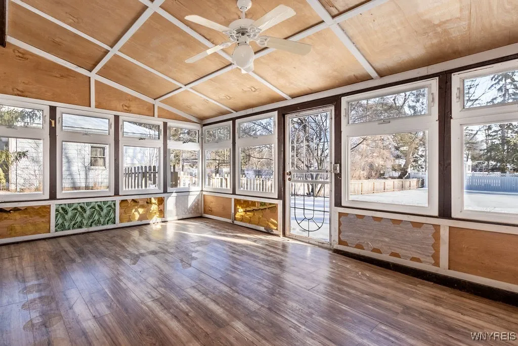 3515 Calvano Drive, Grand Island, New York 14072, Grand Island, New York 14072, 4 Bedrooms Bedrooms, 12 Rooms Rooms,2 BathroomsBathrooms,Residential,Closed,3515 Calvano Drive, Grand Island, New York 14072,0,B1588021