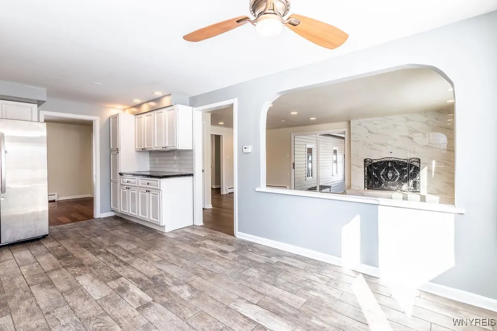 3515 Calvano Drive, Grand Island, New York 14072, Grand Island, New York 14072, 4 Bedrooms Bedrooms, 12 Rooms Rooms,2 BathroomsBathrooms,Residential,Closed,3515 Calvano Drive, Grand Island, New York 14072,0,B1588021