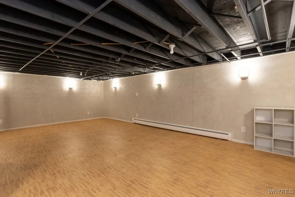 3515 Calvano Drive, Grand Island, New York 14072, Grand Island, New York 14072, 4 Bedrooms Bedrooms, 12 Rooms Rooms,2 BathroomsBathrooms,Residential,Closed,3515 Calvano Drive, Grand Island, New York 14072,0,B1588021