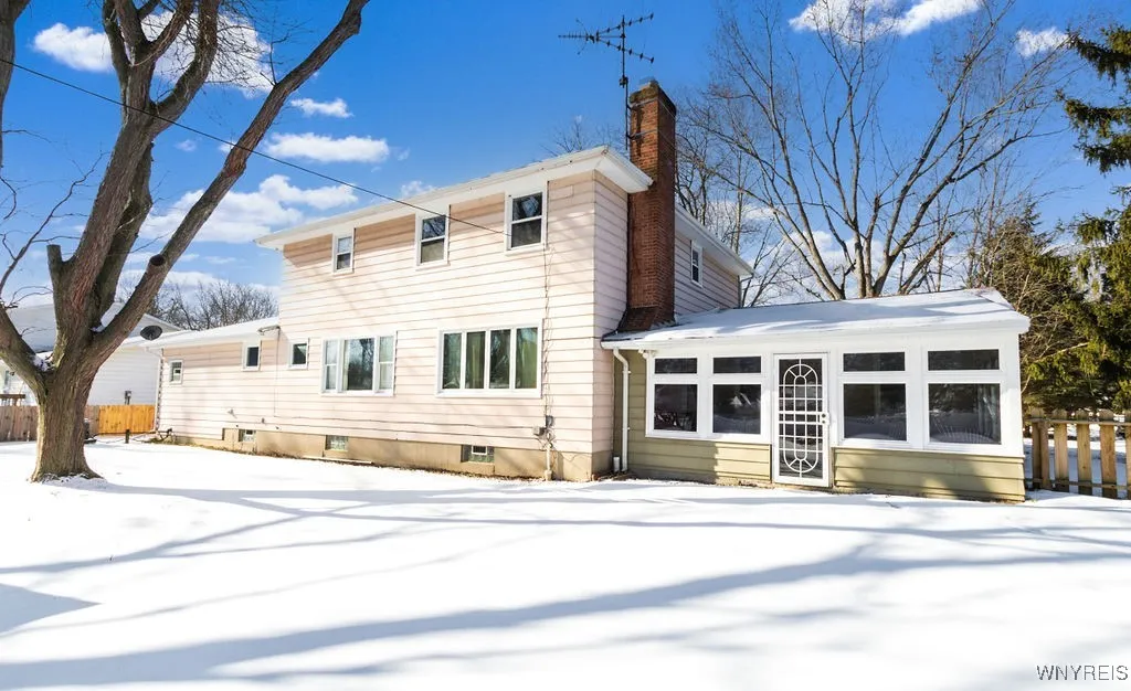 3515 Calvano Drive, Grand Island, New York 14072, Grand Island, New York 14072, 4 Bedrooms Bedrooms, 12 Rooms Rooms,2 BathroomsBathrooms,Residential,Closed,3515 Calvano Drive, Grand Island, New York 14072,0,B1588021