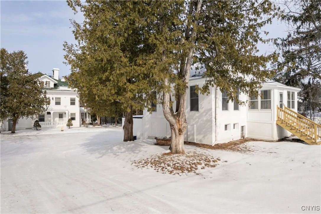 1208 James Street, Syracuse, New York 13203, Syracuse, New York 13203, 15 Bedrooms Bedrooms, ,3 BathroomsBathrooms,Residential,For Sale,1208 James Street, Syracuse, New York 13203,0,S1588009