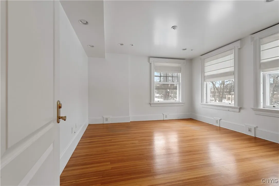 1208 James Street, Syracuse, New York 13203, Syracuse, New York 13203, 15 Bedrooms Bedrooms, ,3 BathroomsBathrooms,Residential,For Sale,1208 James Street, Syracuse, New York 13203,0,S1588009