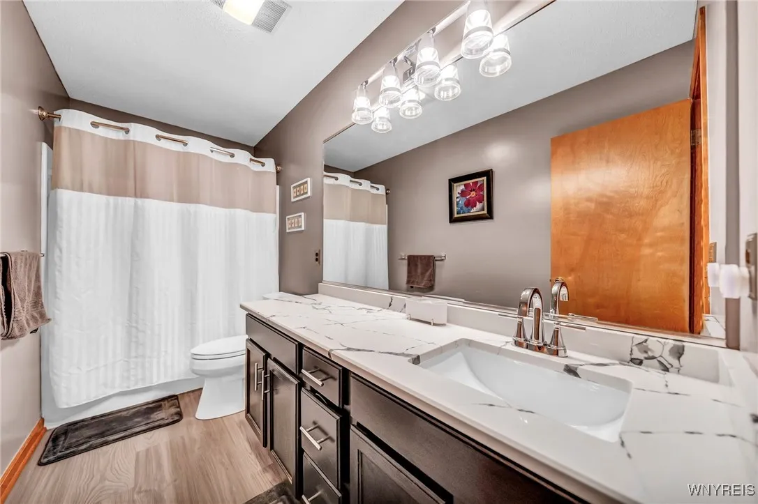 5180 Briercliff Drive, Hamburg, New York 14075, Hamburg, New York 14075, 2 Bedrooms Bedrooms, 4 Rooms Rooms,1 BathroomBathrooms,Residential,Closed,5180 Briercliff Drive, Hamburg, New York 14075,0,B1588114