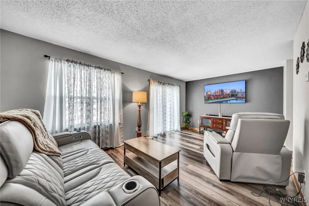 5180 Briercliff Drive, Hamburg, New York 14075, Hamburg, New York 14075, 2 Bedrooms Bedrooms, 4 Rooms Rooms,1 BathroomBathrooms,Residential,Closed,5180 Briercliff Drive, Hamburg, New York 14075,0,B1588114