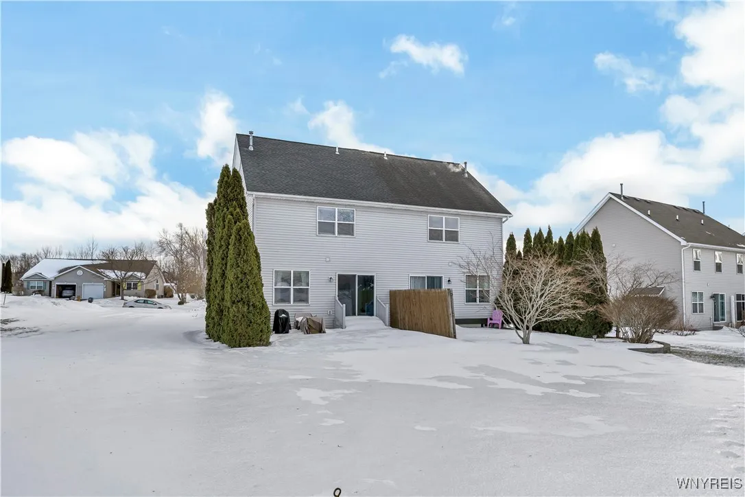 5180 Briercliff Drive, Hamburg, New York 14075, Hamburg, New York 14075, 2 Bedrooms Bedrooms, 4 Rooms Rooms,1 BathroomBathrooms,Residential,Closed,5180 Briercliff Drive, Hamburg, New York 14075,0,B1588114