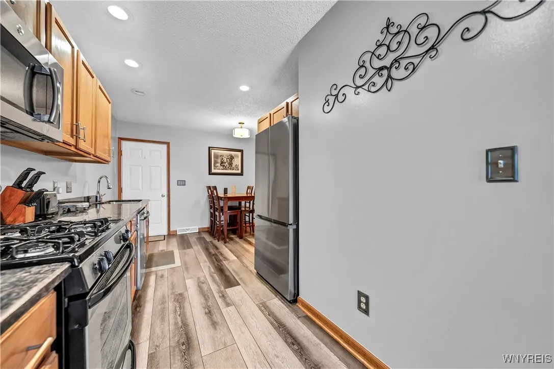 5180 Briercliff Drive, Hamburg, New York 14075, Hamburg, New York 14075, 2 Bedrooms Bedrooms, 4 Rooms Rooms,1 BathroomBathrooms,Residential,Closed,5180 Briercliff Drive, Hamburg, New York 14075,0,B1588114