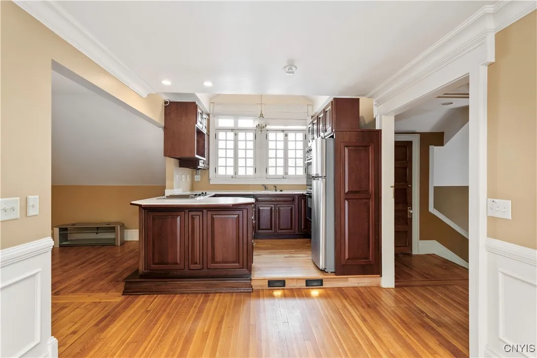 1208 James Street, Syracuse, New York 13203, Syracuse, New York 13203, 18 Bedrooms Bedrooms, 25 Rooms Rooms,3 BathroomsBathrooms,Residential,For Sale,1208 James Street, Syracuse, New York 13203,0,S1588228