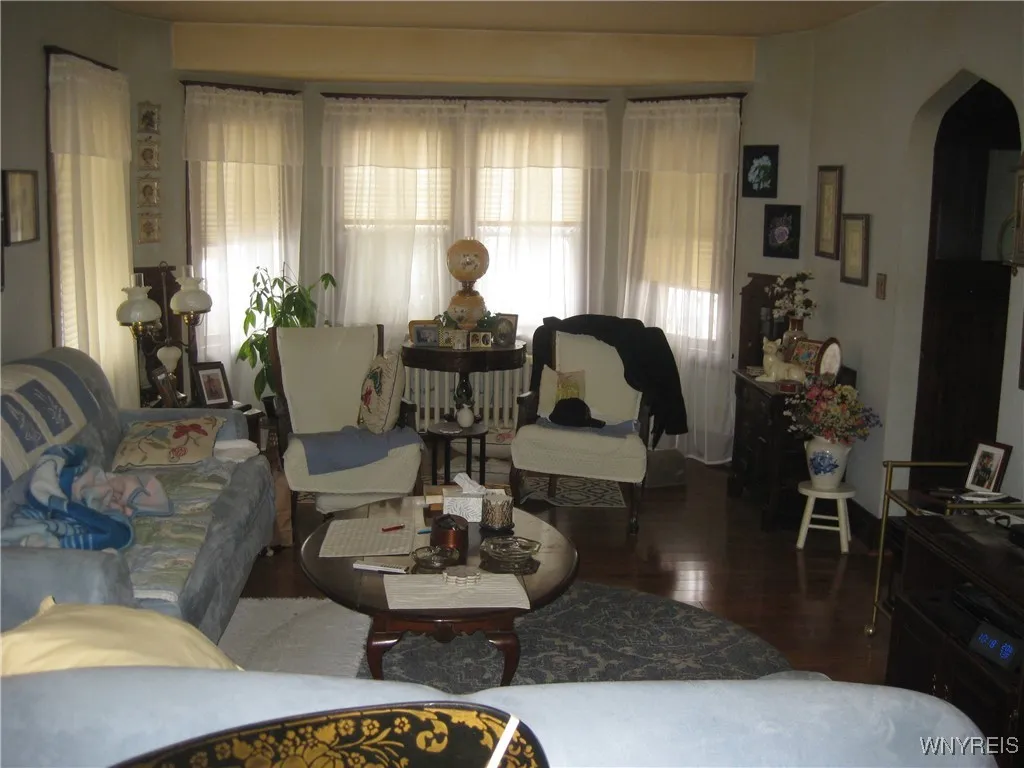 126 Chamberlin Drive, West Seneca, New York 14210, West Seneca, New York 14210, 4 Bedrooms Bedrooms, ,2 BathroomsBathrooms,Residential,Closed,126 Chamberlin Drive, West Seneca, New York 14210,0,B1587974