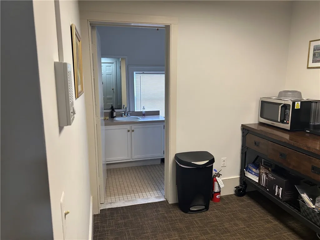 129-133-133 South Fitzhugh Street, Rochester, New, Rochester, New York 14608, ,Commercial Lease,For Rent,129-133-133 South Fitzhugh Street, Rochester, New ,R1588237
