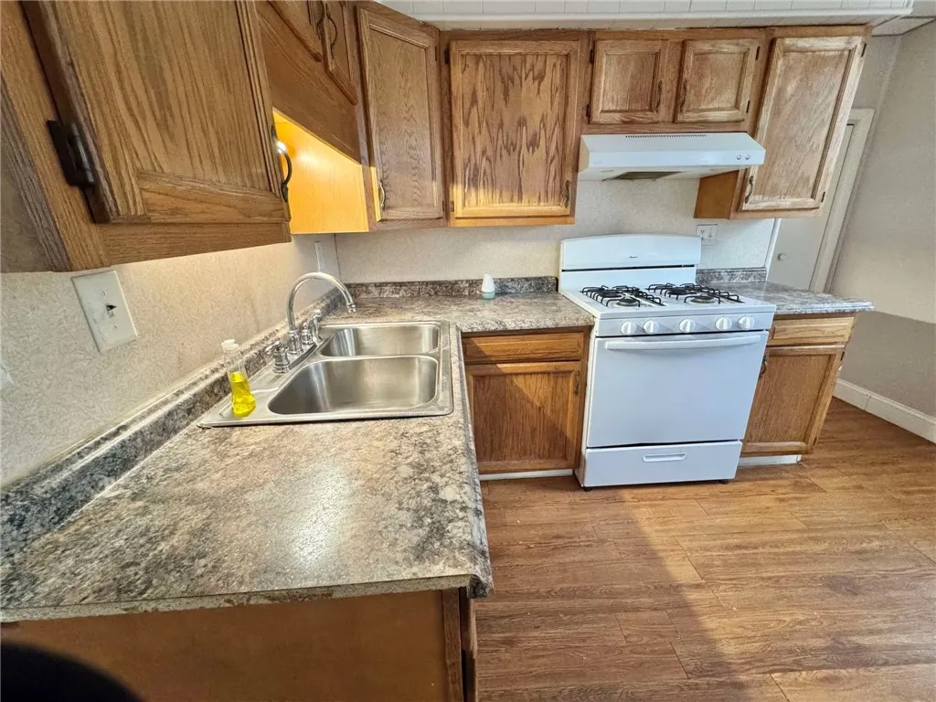 297-301 East North Street, Geneva-city, New York 1, Geneva City, New York 14456, 6 Bedrooms Bedrooms, ,3 BathroomsBathrooms,Residential,For Sale,297-301 East North Street, Geneva-city, New York 1,0,R1588043 297-301 East North Street, Geneva-city, New York 1, Geneva City, New York 14456, 6 Bedrooms Bedrooms, ,3 BathroomsBathrooms,Residential,For Sale,297-301 East North Street, Geneva-city, New York 1,0,R1588043