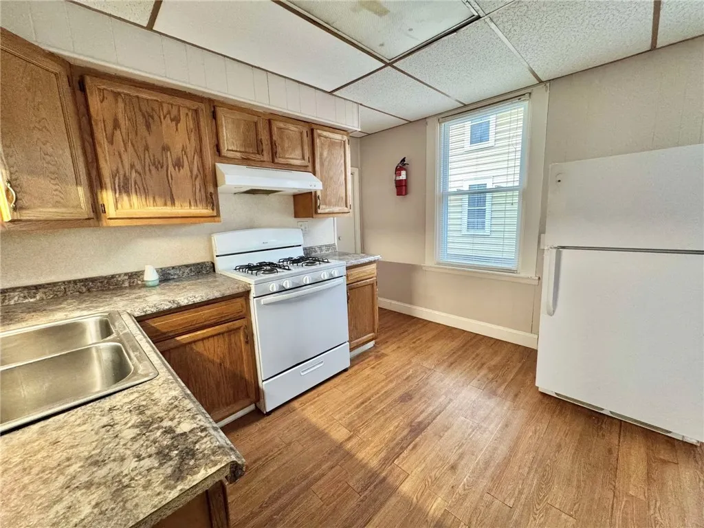 297-301 East North Street, Geneva-city, New York 1, Geneva City, New York 14456, 6 Bedrooms Bedrooms, ,3 BathroomsBathrooms,Residential,For Sale,297-301 East North Street, Geneva-city, New York 1,0,R1588043 297-301 East North Street, Geneva-city, New York 1, Geneva City, New York 14456, 6 Bedrooms Bedrooms, ,3 BathroomsBathrooms,Residential,For Sale,297-301 East North Street, Geneva-city, New York 1,0,R1588043