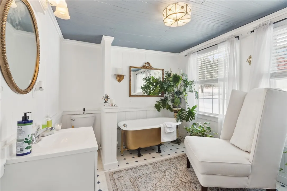 1st floor bath with claw foot tub