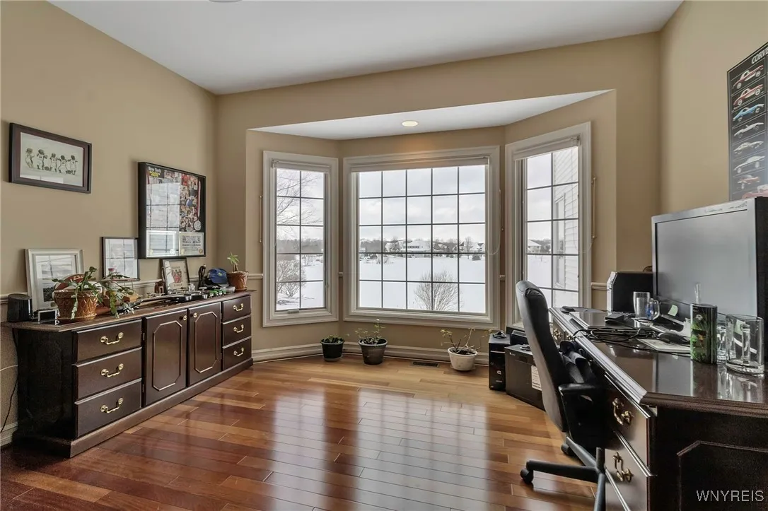 8 Kingfisher Court, Orchard Park, New York 14127, Orchard Park, New York 14127, 4 Bedrooms Bedrooms, 11 Rooms Rooms,3 BathroomsBathrooms,Residential,Closed,8 Kingfisher Court, Orchard Park, New York 14127,0,B1588171