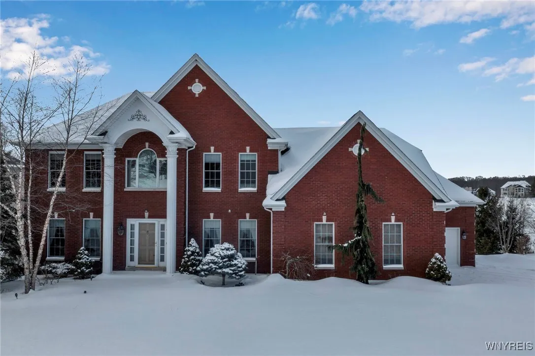 8 Kingfisher Court, Orchard Park, New York 14127, Orchard Park, New York 14127, 4 Bedrooms Bedrooms, 11 Rooms Rooms,3 BathroomsBathrooms,Residential,Closed,8 Kingfisher Court, Orchard Park, New York 14127,0,B1588171