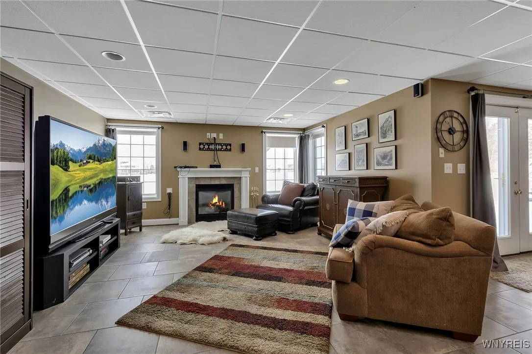 8 Kingfisher Court, Orchard Park, New York 14127, Orchard Park, New York 14127, 4 Bedrooms Bedrooms, 11 Rooms Rooms,3 BathroomsBathrooms,Residential,Closed,8 Kingfisher Court, Orchard Park, New York 14127,0,B1588171