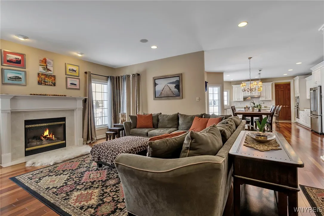 8 Kingfisher Court, Orchard Park, New York 14127, Orchard Park, New York 14127, 4 Bedrooms Bedrooms, 11 Rooms Rooms,3 BathroomsBathrooms,Residential,Closed,8 Kingfisher Court, Orchard Park, New York 14127,0,B1588171