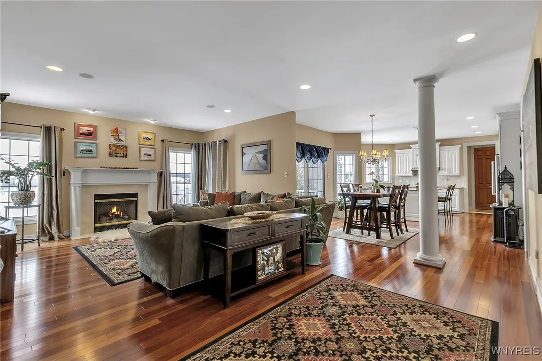 8 Kingfisher Court, Orchard Park, New York 14127, Orchard Park, New York 14127, 4 Bedrooms Bedrooms, 11 Rooms Rooms,3 BathroomsBathrooms,Residential,Closed,8 Kingfisher Court, Orchard Park, New York 14127,0,B1588171