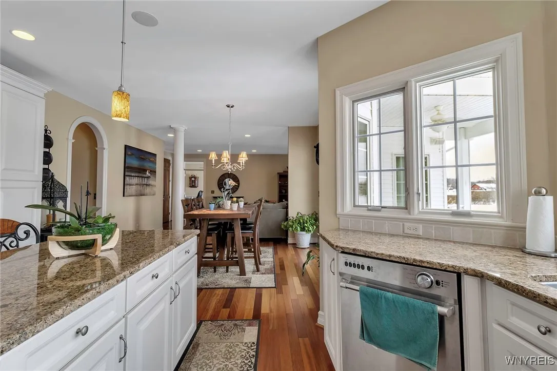 8 Kingfisher Court, Orchard Park, New York 14127, Orchard Park, New York 14127, 4 Bedrooms Bedrooms, 11 Rooms Rooms,3 BathroomsBathrooms,Residential,Closed,8 Kingfisher Court, Orchard Park, New York 14127,0,B1588171
