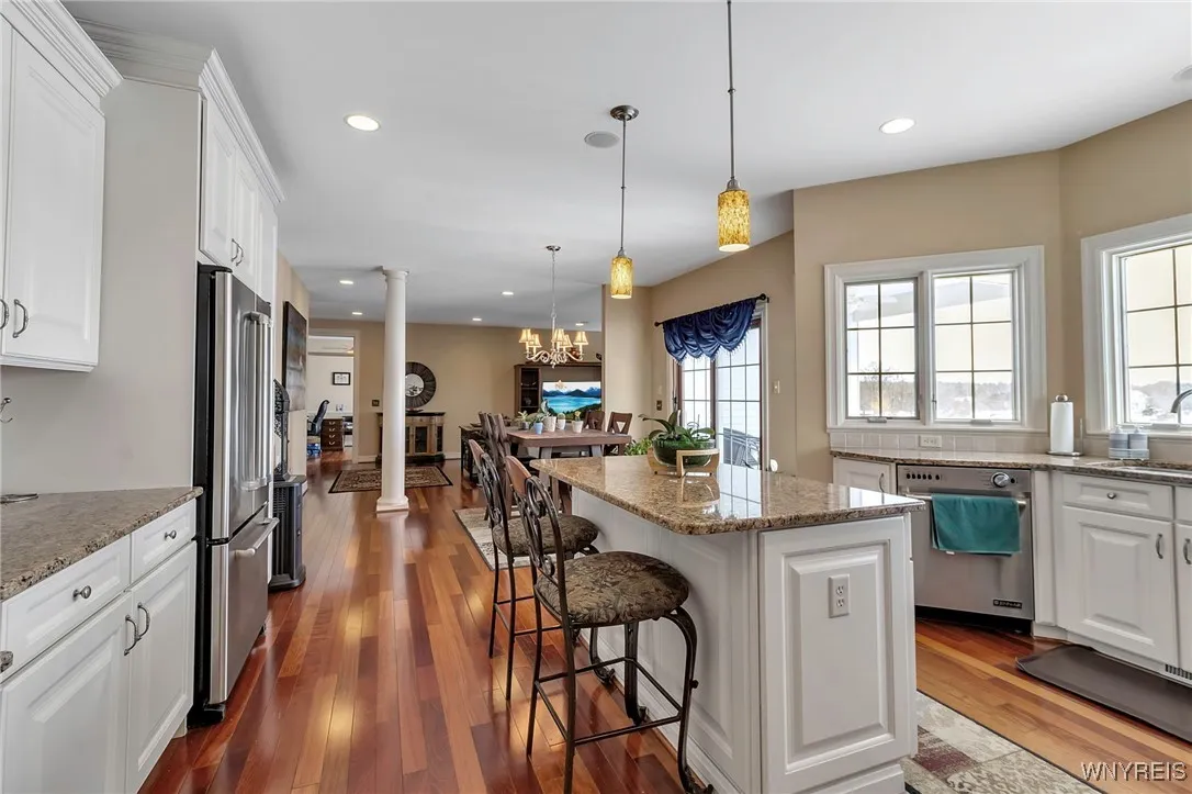 8 Kingfisher Court, Orchard Park, New York 14127, Orchard Park, New York 14127, 4 Bedrooms Bedrooms, 11 Rooms Rooms,3 BathroomsBathrooms,Residential,Closed,8 Kingfisher Court, Orchard Park, New York 14127,0,B1588171