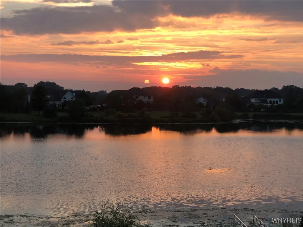 8 Kingfisher Court, Orchard Park, New York 14127, Orchard Park, New York 14127, 4 Bedrooms Bedrooms, 11 Rooms Rooms,3 BathroomsBathrooms,Residential,Closed,8 Kingfisher Court, Orchard Park, New York 14127,0,B1588171