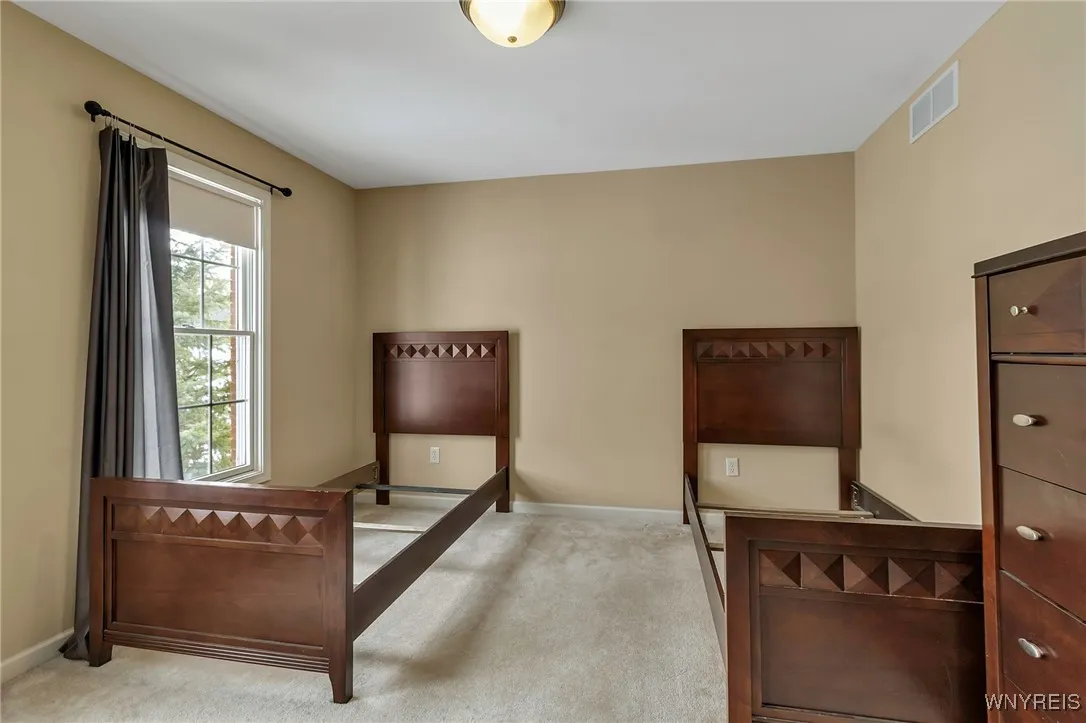 8 Kingfisher Court, Orchard Park, New York 14127, Orchard Park, New York 14127, 4 Bedrooms Bedrooms, 11 Rooms Rooms,3 BathroomsBathrooms,Residential,Closed,8 Kingfisher Court, Orchard Park, New York 14127,0,B1588171