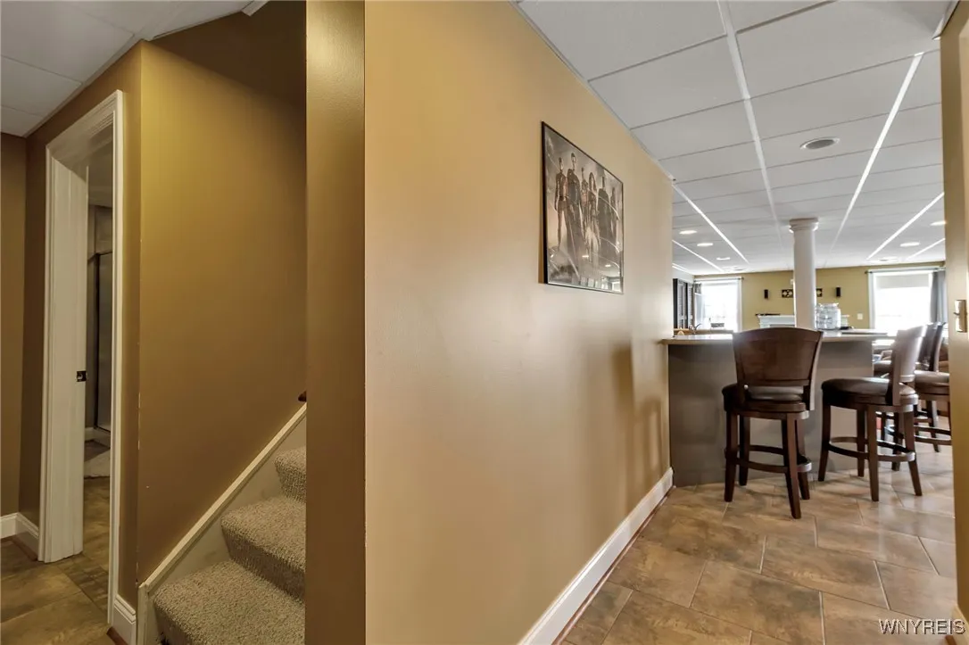 8 Kingfisher Court, Orchard Park, New York 14127, Orchard Park, New York 14127, 4 Bedrooms Bedrooms, 11 Rooms Rooms,3 BathroomsBathrooms,Residential,Closed,8 Kingfisher Court, Orchard Park, New York 14127,0,B1588171