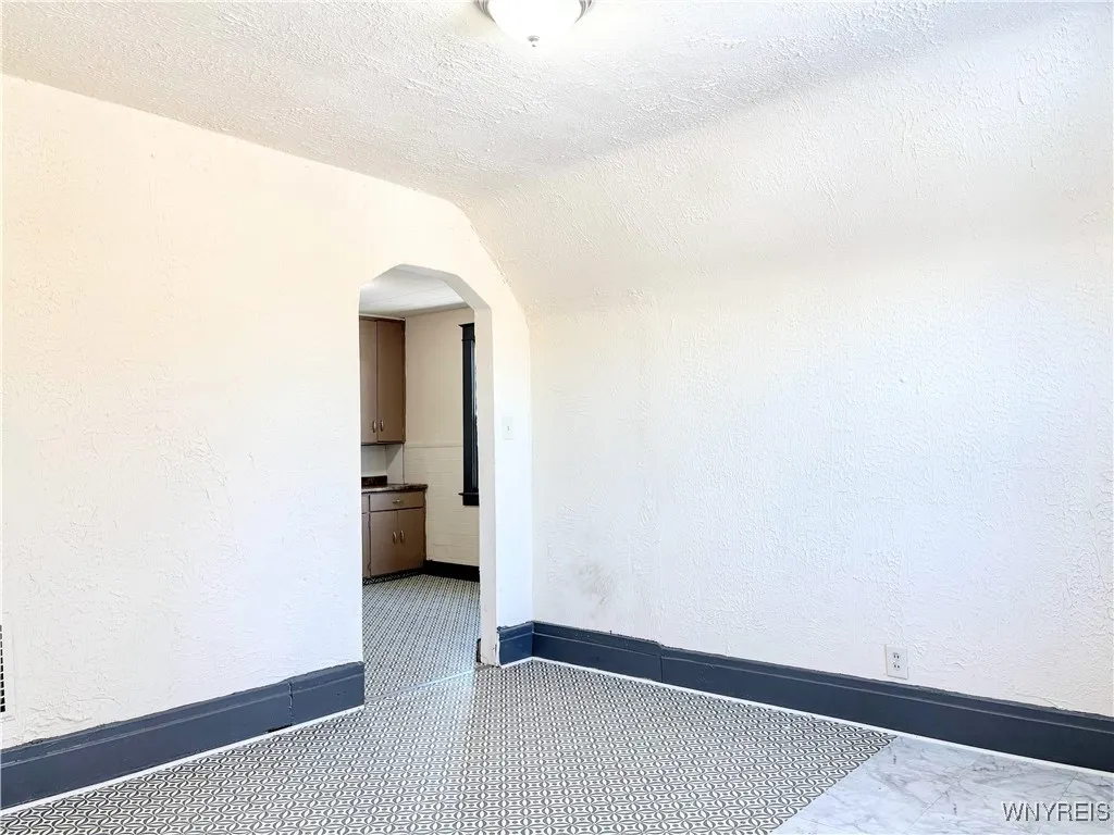 2231 Cudaback Avenue, Niagara Falls, New York 1430, Niagara Falls, New York 14303, 4 Bedrooms Bedrooms, ,2 BathroomsBathrooms,Residential,For Sale,2231 Cudaback Avenue, Niagara Falls, New York 1430,B1584977