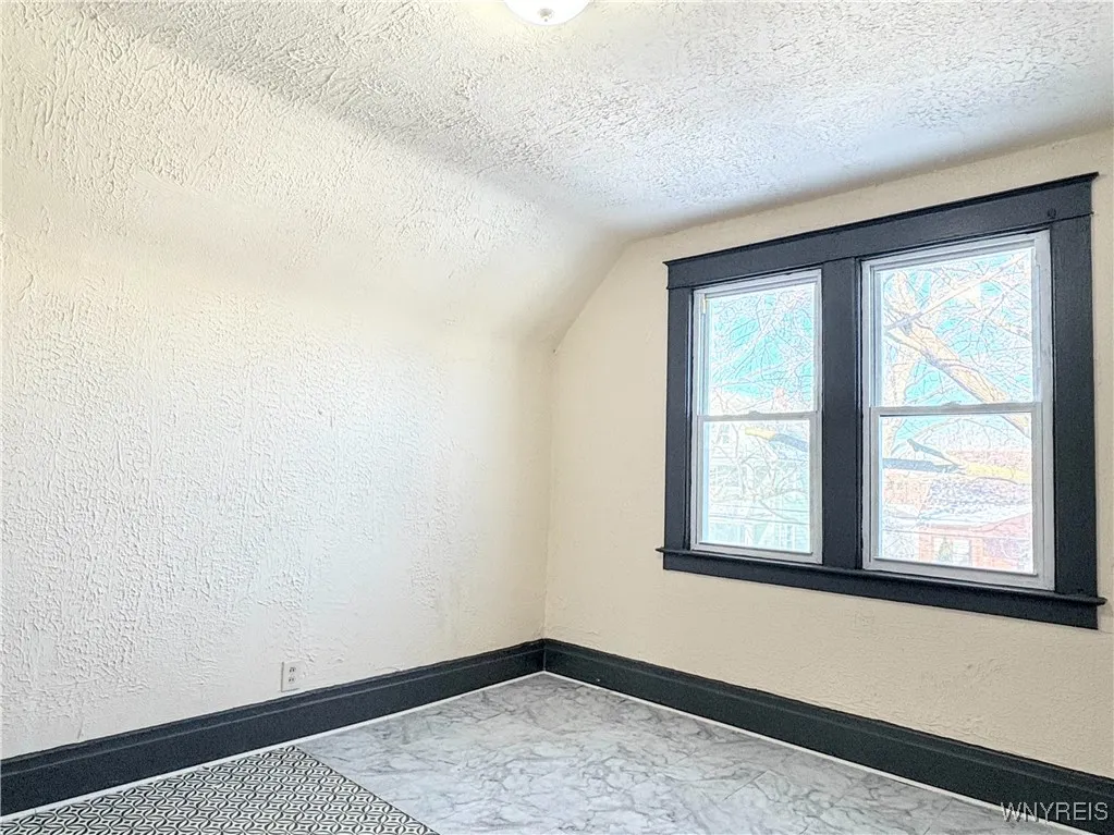 2231 Cudaback Avenue, Niagara Falls, New York 1430, Niagara Falls, New York 14303, 4 Bedrooms Bedrooms, ,2 BathroomsBathrooms,Residential,For Sale,2231 Cudaback Avenue, Niagara Falls, New York 1430,B1584977