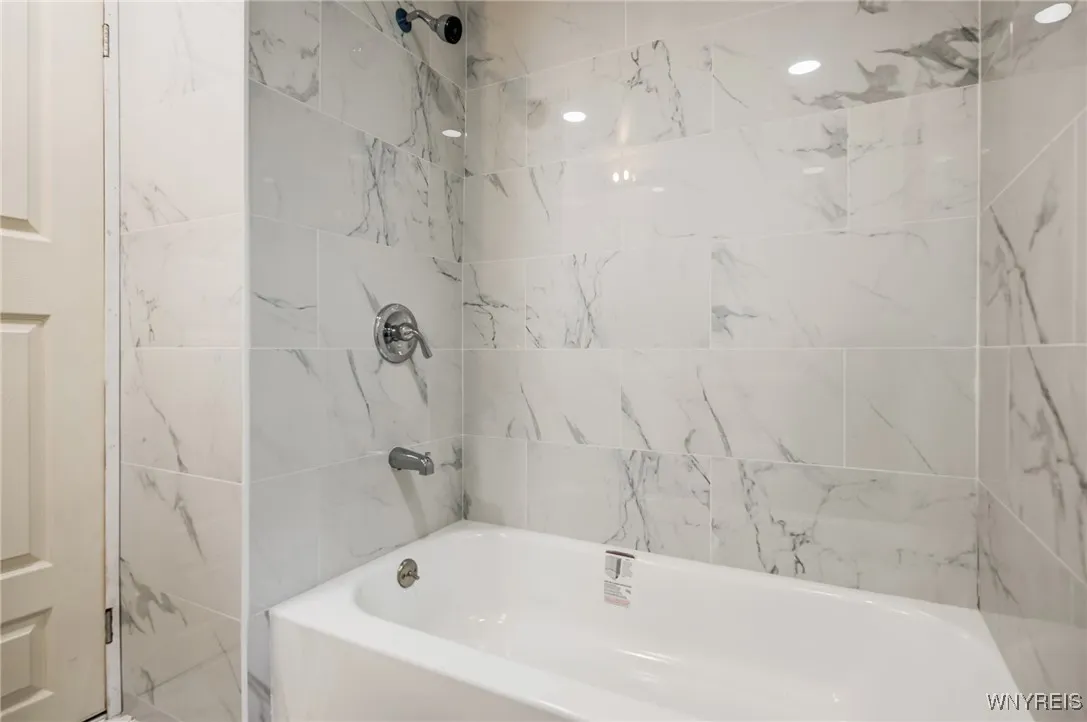 89 Poplar Avenue, Buffalo, New York 14211, Buffalo, New York 14211, 5 Bedrooms Bedrooms, ,2 BathroomsBathrooms,Residential,Closed,89 Poplar Avenue, Buffalo, New York 14211,0,B1588355
