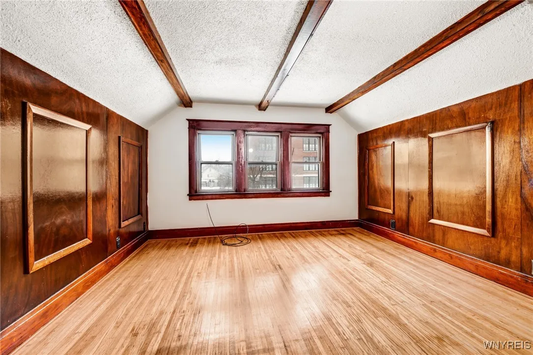 89 Poplar Avenue, Buffalo, New York 14211, Buffalo, New York 14211, 5 Bedrooms Bedrooms, ,2 BathroomsBathrooms,Residential,Closed,89 Poplar Avenue, Buffalo, New York 14211,0,B1588355