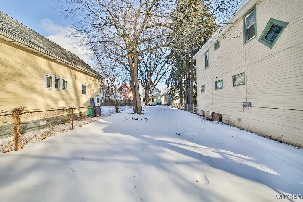 420 Willett Street, Buffalo, New York 14206, Buffalo, New York 14206, 8 Bedrooms Bedrooms, ,3 BathroomsBathrooms,Residential,Closed,420 Willett Street, Buffalo, New York 14206,0,B1588249
