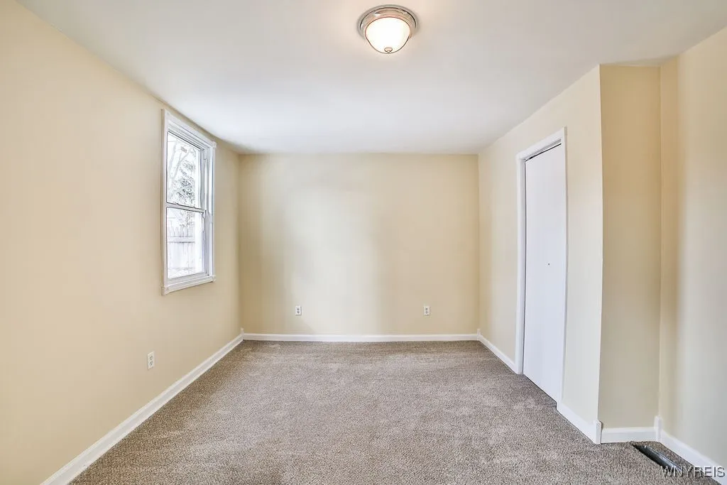 420 Willett Street, Buffalo, New York 14206, Buffalo, New York 14206, 8 Bedrooms Bedrooms, ,3 BathroomsBathrooms,Residential,Closed,420 Willett Street, Buffalo, New York 14206,0,B1588249